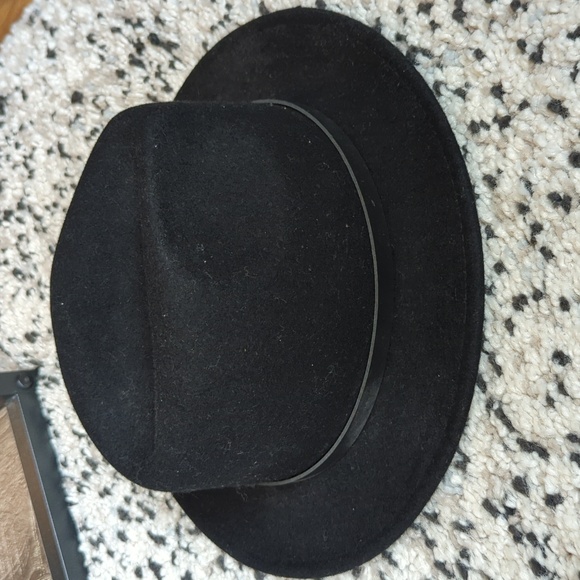 Ecoté Black Wool Hat - Picture 3 of 6